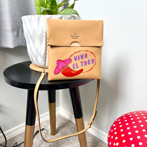 kate spade Handbags - Kate Spade Haute Stuff Take Out Viva El Taco Crossbody